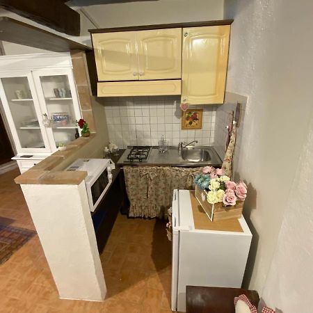 Torre Iolanda Bed & Breakfast Campagnano Di Roma Exterior photo