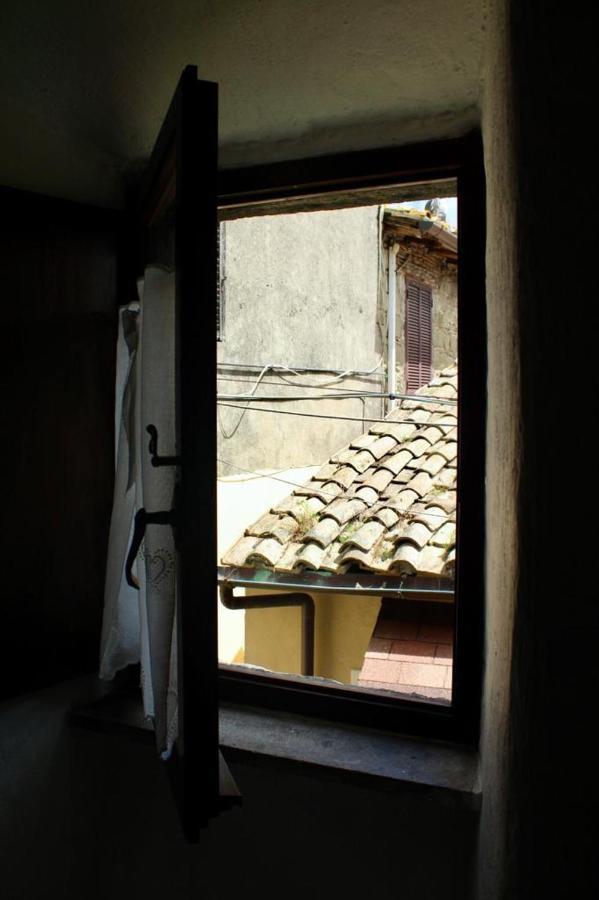 Torre Iolanda Bed & Breakfast Campagnano Di Roma Exterior photo